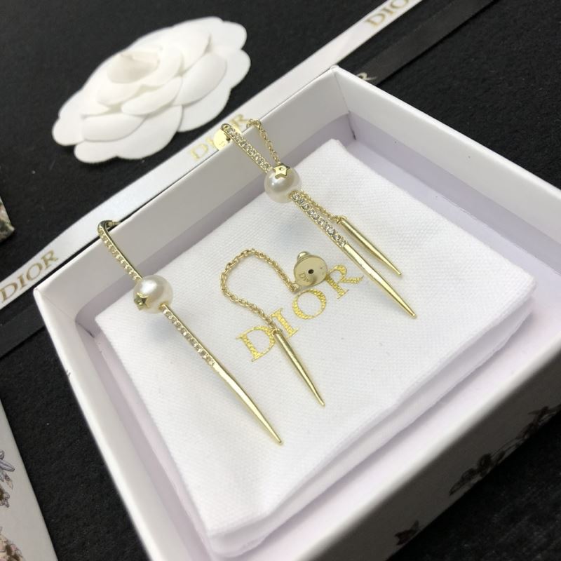 chr1st1an D10r earrings